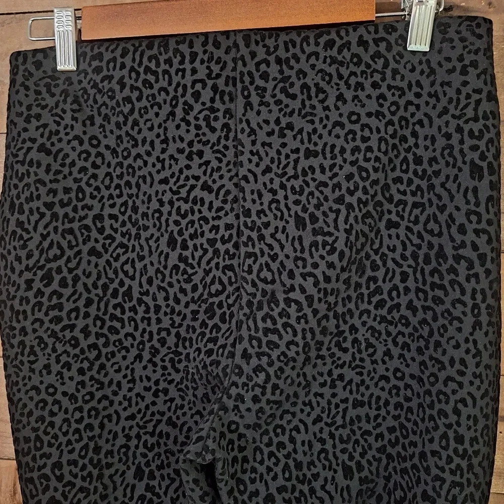 Nanette Lepore Velvet Animal Print Black Pull-On Crop Ankle Skinny Pants Medium